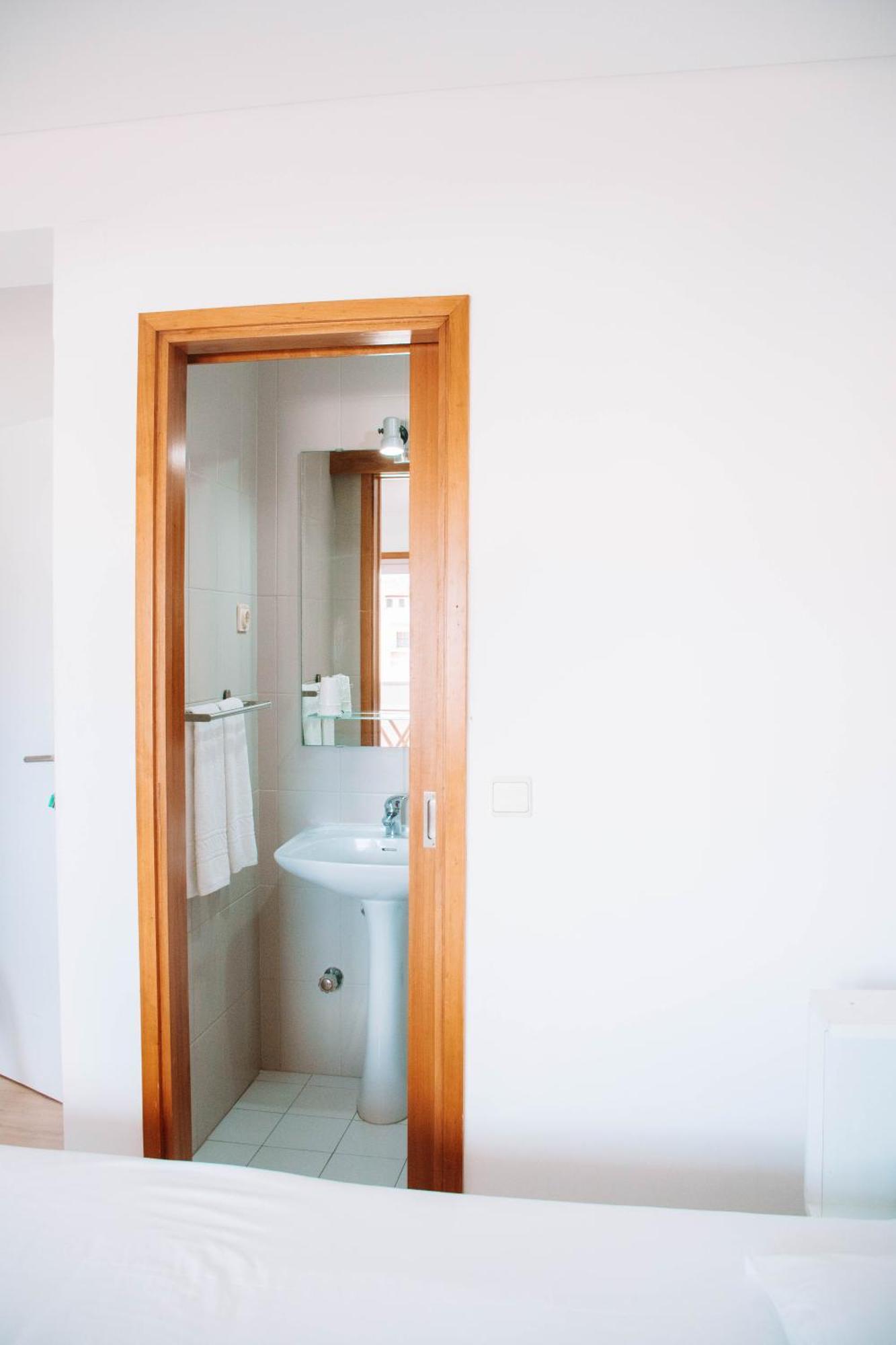 Arca Nova Guest House - Caminha Phòng bức ảnh